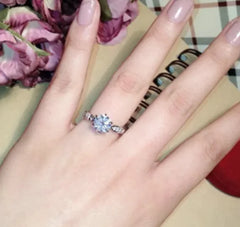 Six-claw Diamond Ring