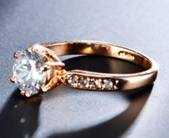 Six-claw Diamond Ring